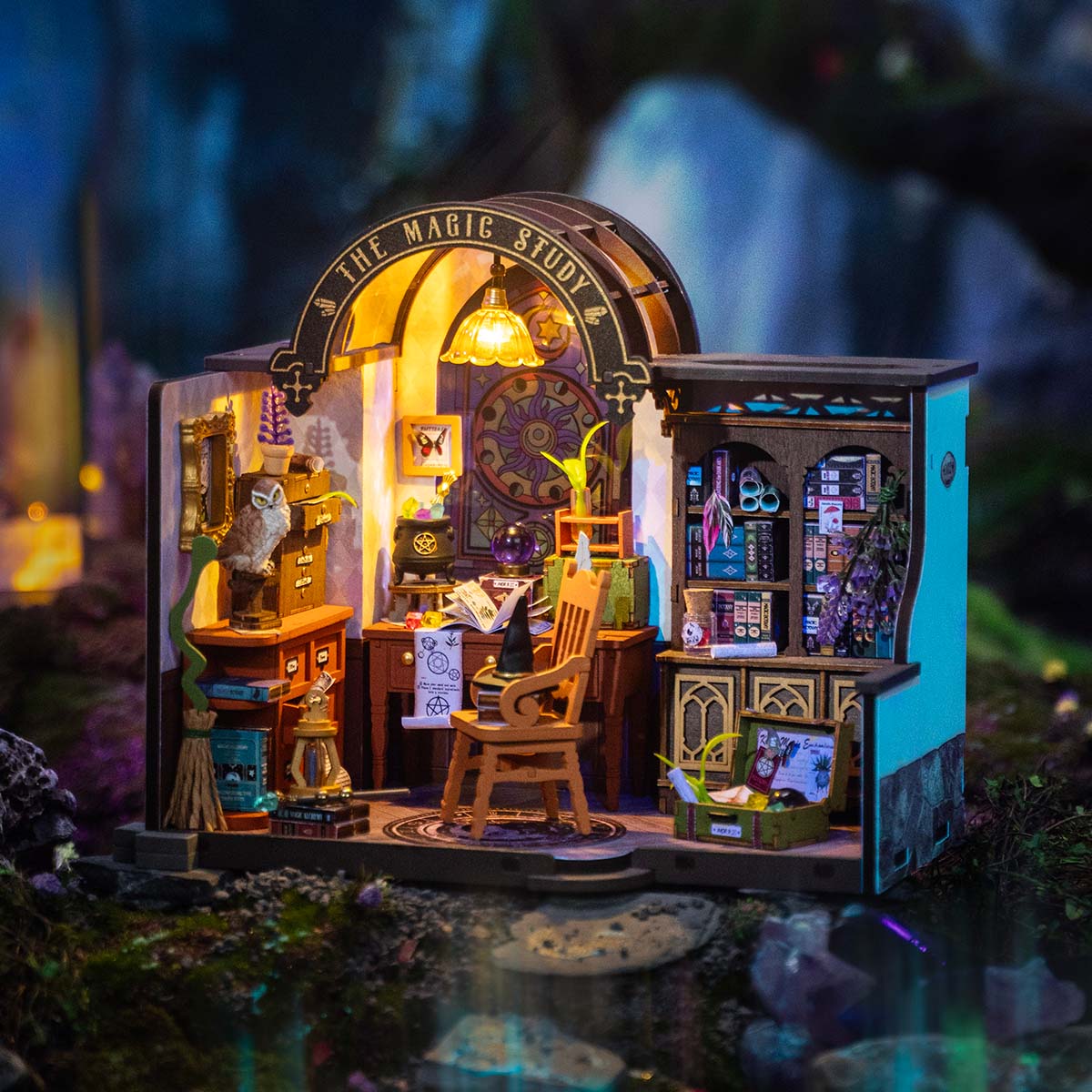 Rolife DIY Miniatuurhuis Magische Studeerkamer DG166 - Afbeelding 2